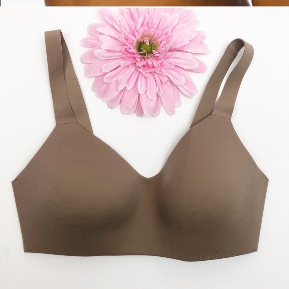 Lululemon Hold True Bra